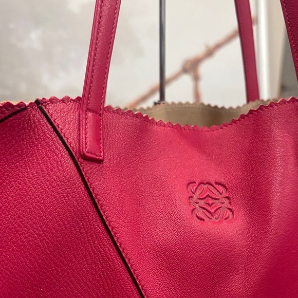 Loewe Lia Origami Leather Puzzle Tote - Picture 4 of 11